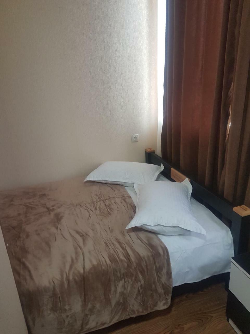 Hotel Leader Tbilissi Extérieur photo